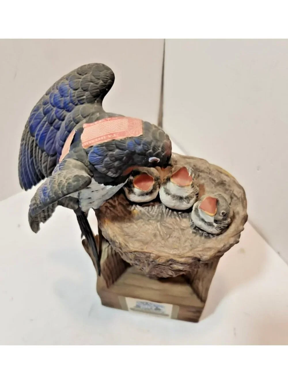 Vtg 1977 Ski Country Barn Swallow With Baby Birds Shaped Ceramic Decanter Empty